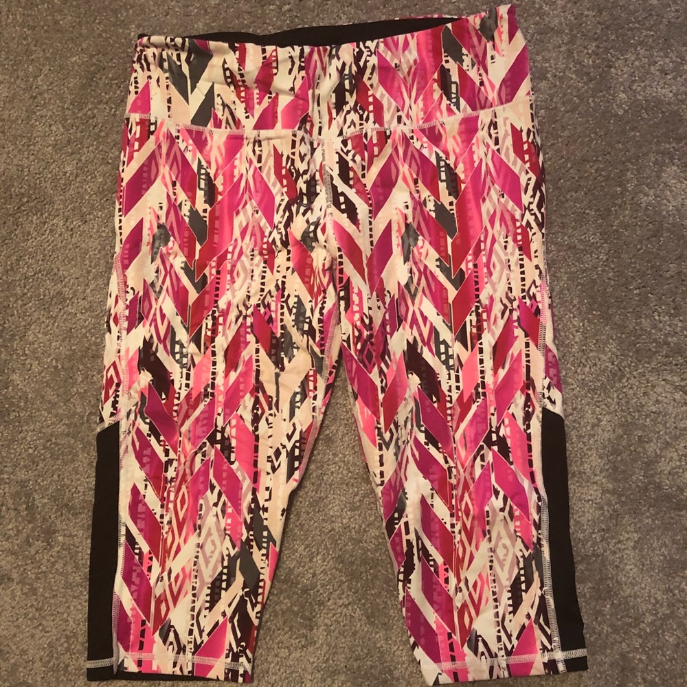 VS workout capris EUC